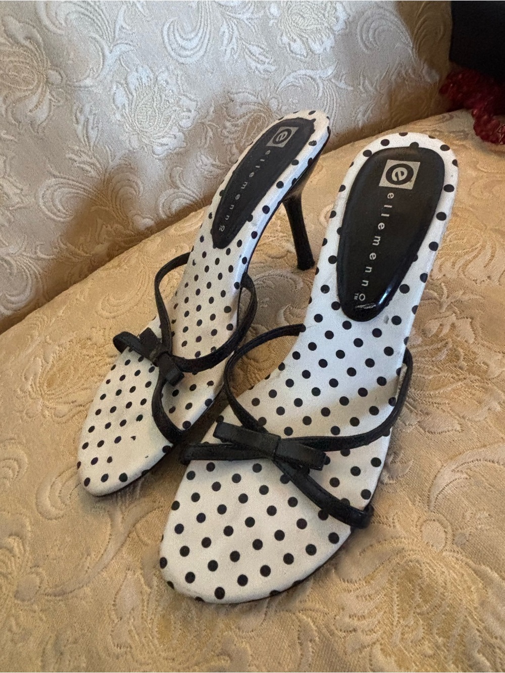 ellemenno Black & White Polka Dot Strappy Heels